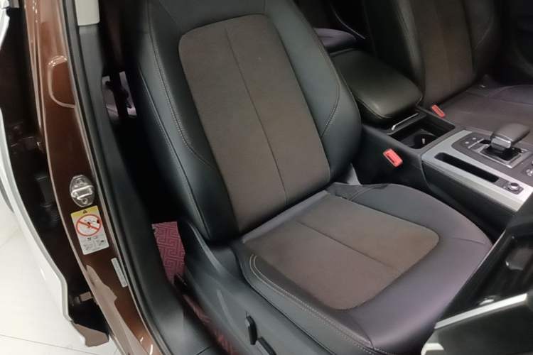 Used Audi Q5L 2018 40 TFSI Prestige Fashion Edition China V Right Front Seat