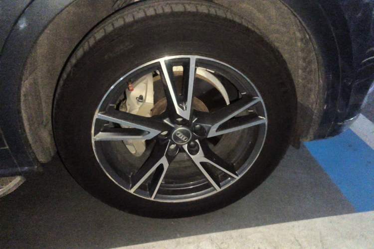 Used Audi Q5L 2018 45 TFSI Prestige Fashion Edition China VI Emission Standard Right Front Wheel Hub