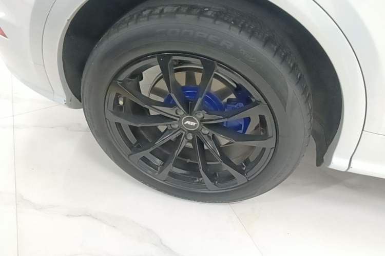 Used Audi Q5L 2018 40 TFSI Prestige Fashion Edition China V Right Rear Wheel Hub