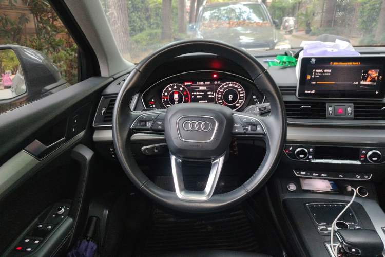 Used Audi Q5L 2018 40 TFSI Prestige Edition China V Steering Wheel