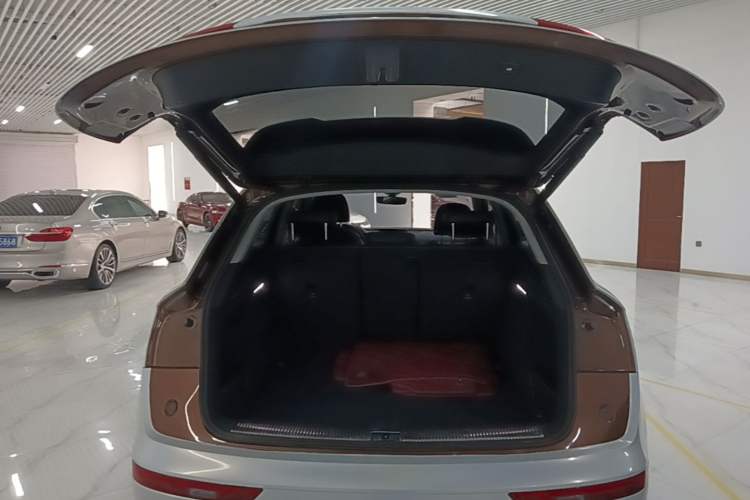 Used Audi Q5L 2018 40 TFSI Prestige Fashion Edition China V Trunk
