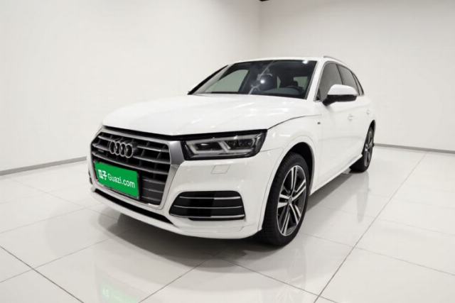 Audi Q5L 2018 40 TFSI Prestige Fashion Edition China V с пробегом