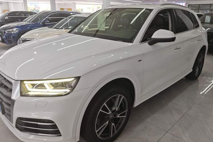 Used Audi Q5L 2018 40 TFSI Prestige Fashion Edition China VI Guazi used car, China used car export, Used car for sale, Used cars, Cheapest cars for sale