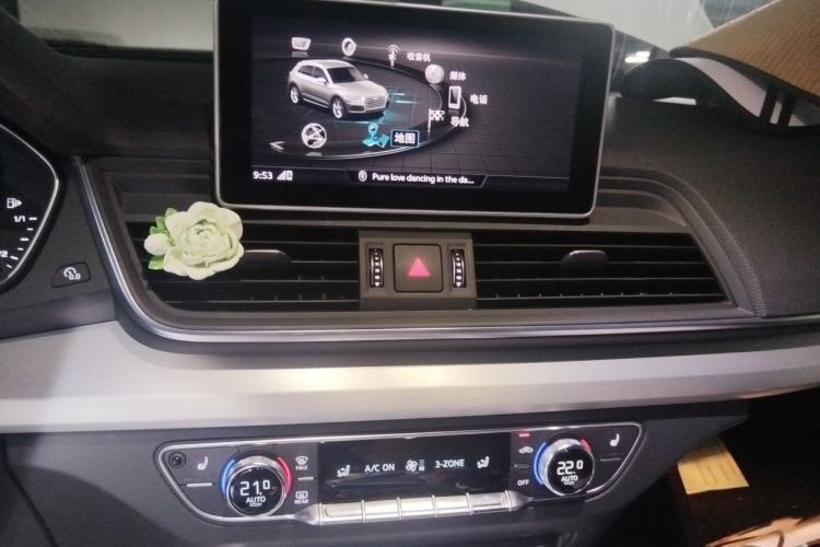 Used Audi Q5L 2018 40 TFSI Prestige Fashion Edition China V Audio And AC Panel