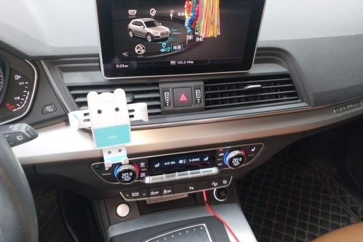 Used Audi Q5L 2018 40 TFSI Prestige Fashion Edition China V Audio And AC Panel