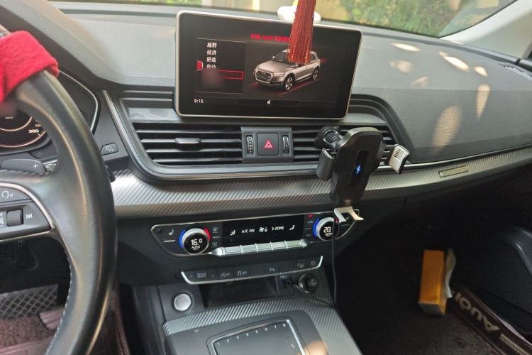 Used Audi Q5L 2018 45 TFSI Prestige Fashion Edition China VI Emission Standard Audio And AC Panel