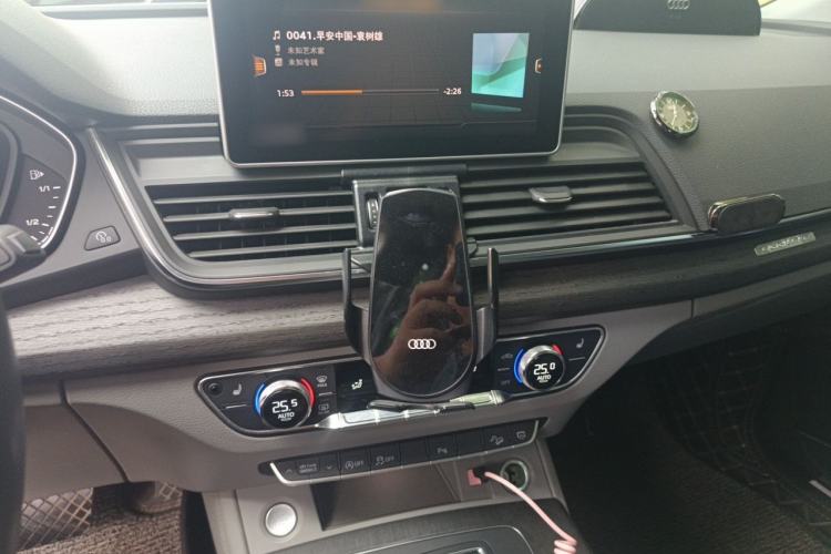 Used Audi Q5L 2018 45 TFSI Prestige Elegant Version China V Audio And AC Panel