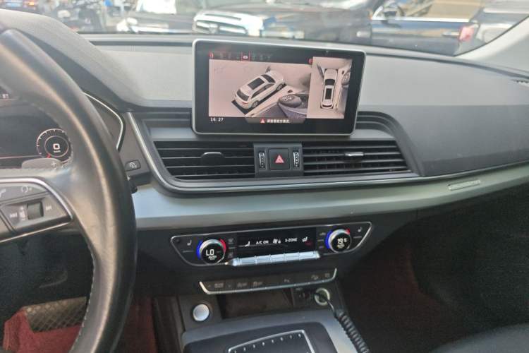 Used Audi Q5L 2018 40 TFSI Prestige Fashion Edition China V Audio And AC Panel