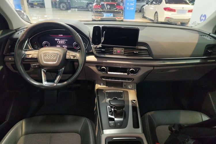 Used Audi Q5L 2018 45 TFSI Prestige Fashion Edition China VI Emission Standard Center Console