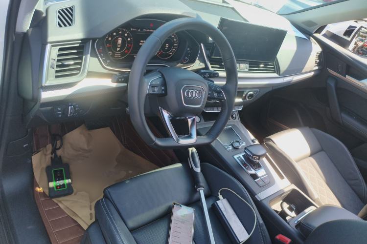 Used Audi Q5L 2018 45 TFSI Prestige Sport China V Center Console
