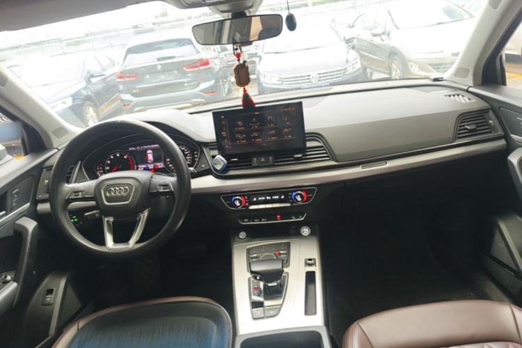 Used Audi Q5L 2018 40 TFSI Prestige Edition China V Center Console