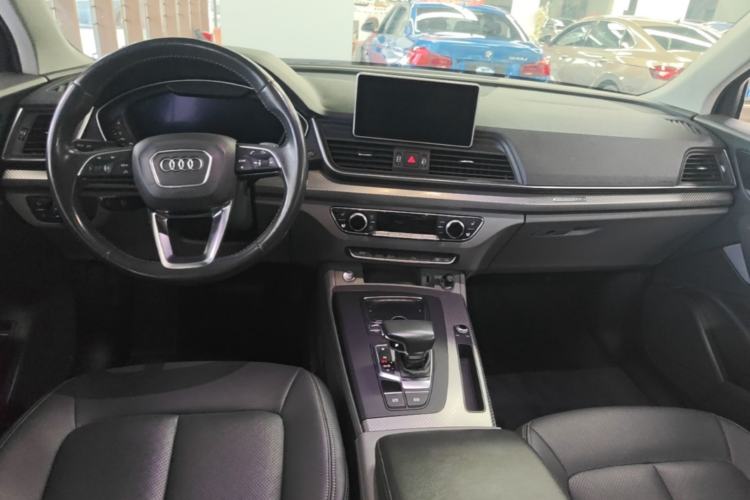 Used Audi Q5L 2018 45 TFSI Prestige Fashion Edition China VI Emission Standard Center Console