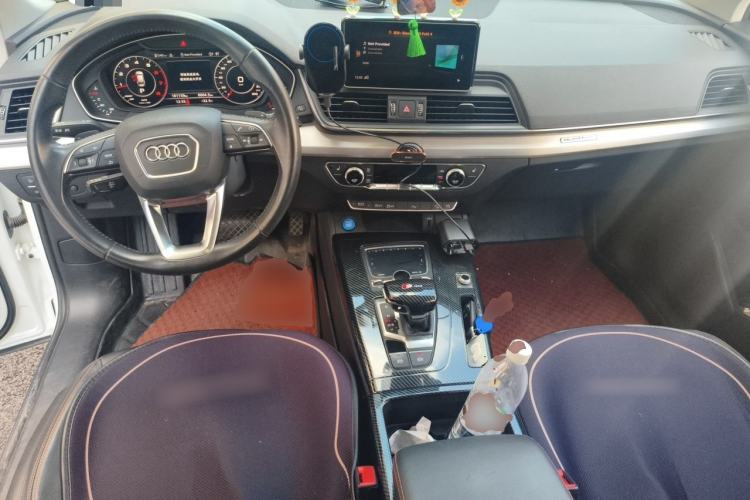 Used Audi Q5L 2018 40 TFSI Prestige Fashion Edition China V Center Console