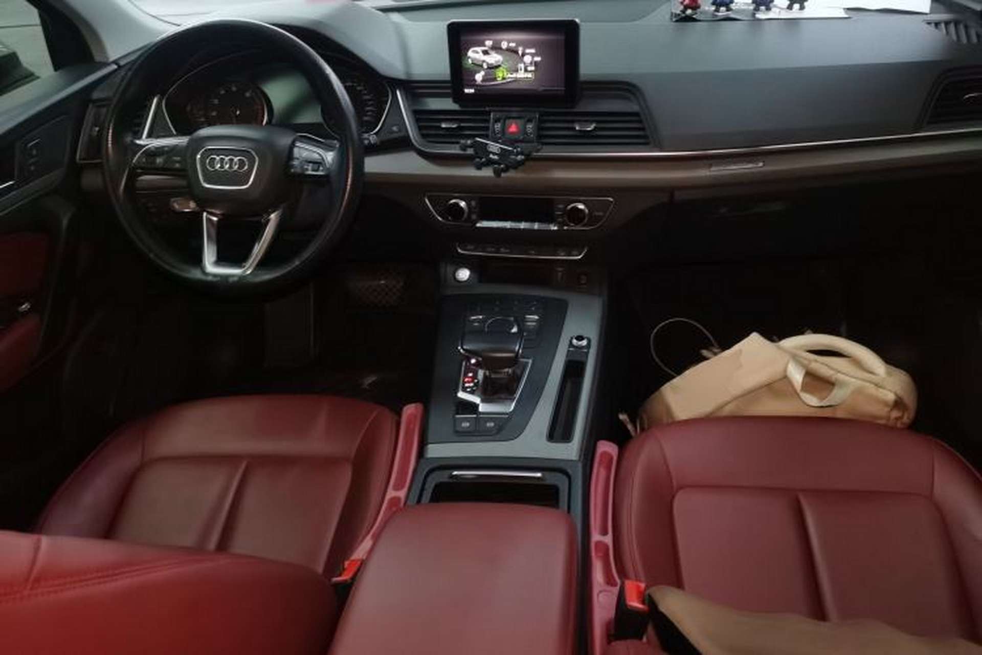 Used Audi Q5L 2018 40 TFSI Prestige Edition China V Center Console