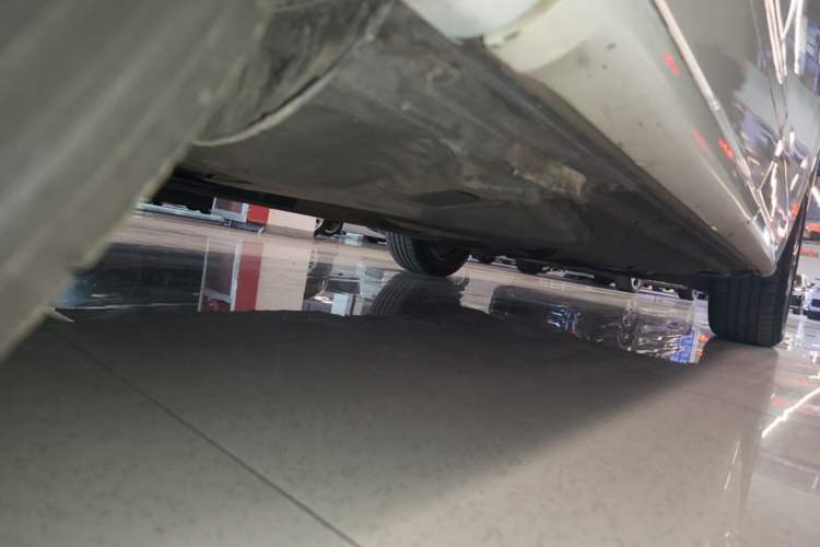 Used Audi Q5L 2018 40 TFSI Prestige Fashion Edition China VI Chassis Rear Right