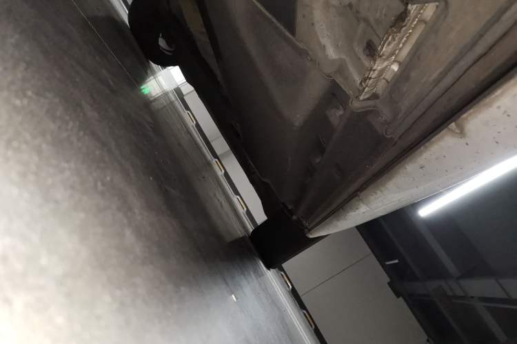 Used Audi Q5L 2018 40 TFSI Prestige Fashion Edition China VI Chassis Rear Right