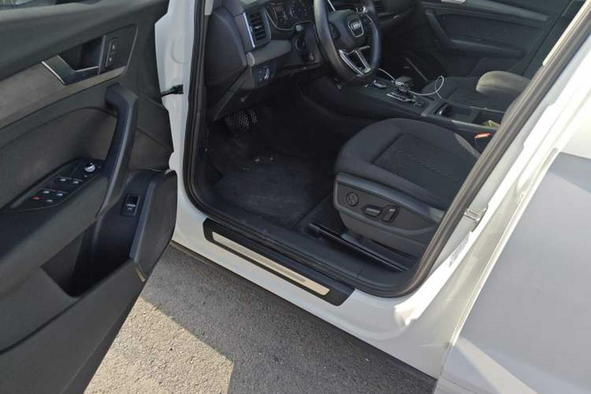 Used Audi Q5L 2018 40 TFSI Prestige Edition China VI Emission Standard Driver Seat