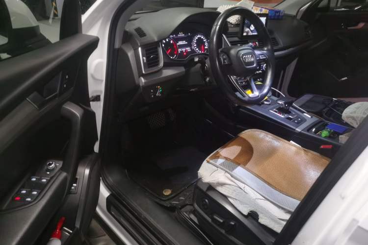 Used Audi Q5L 2018 40 TFSI Prestige Fashion Edition China V Driver Seat