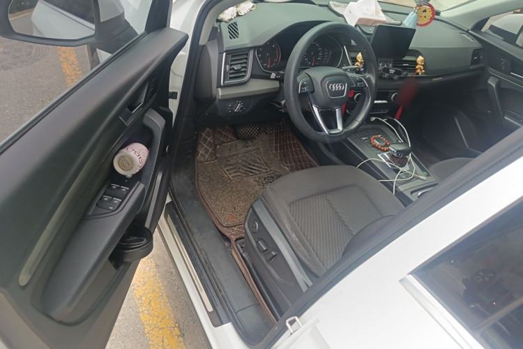 Used Audi Q5L 2018 40 TFSI Prestige Edition China V Driver Seat