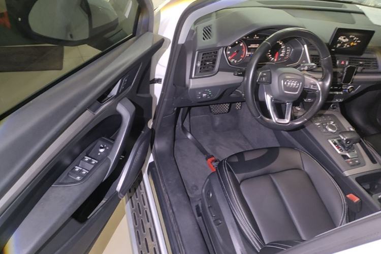 Used Audi Q5L 2018 40 TFSI Prestige Edition China V Driver Seat