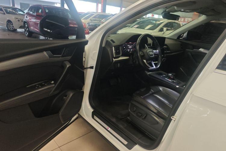 Used Audi Q5L 2018 45 TFSI Prestige Fashion Edition China V Emission Standard Driver Seat