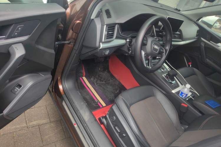 Used Audi Q5L 2018 40 TFSI Prestige Fashion Edition China V Driver Seat
