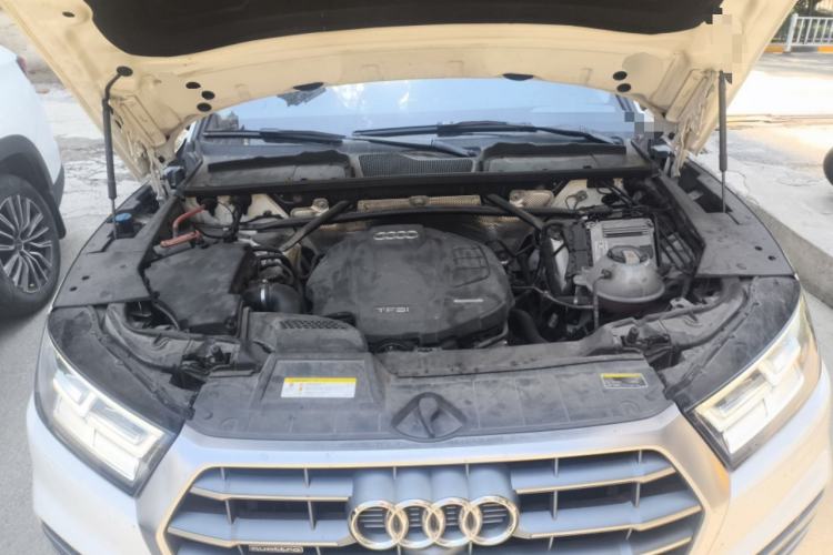 Used Audi Q5L 2018 40 TFSI Prestige Fashion Edition China V Engine Bay