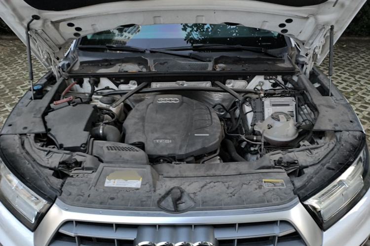 Used Audi Q5L 2018 40 TFSI Prestige Fashion Edition China V Engine Bay
