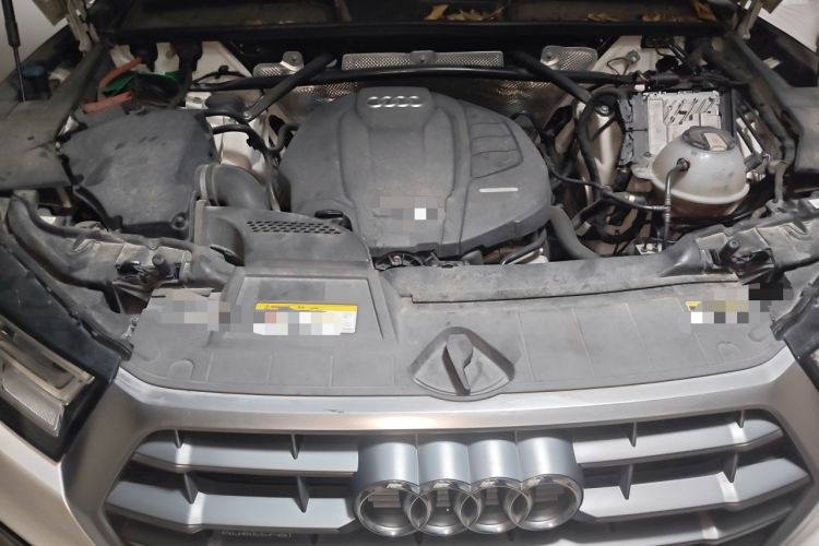 Used Audi Q5L 2018 45 TFSI Prestige Fashion Edition China V Emission Standard Engine Bay