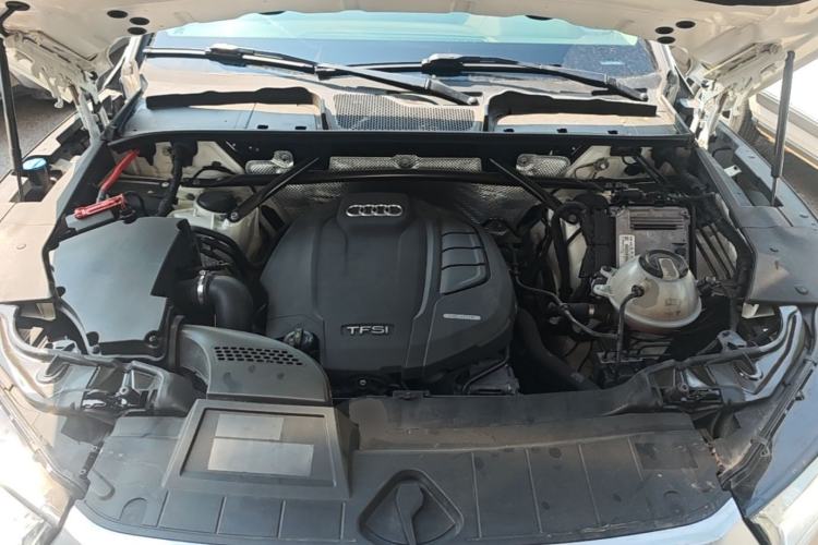 Used Audi Q5L 2018 40 TFSI Prestige Fashion Edition China V Engine Bay