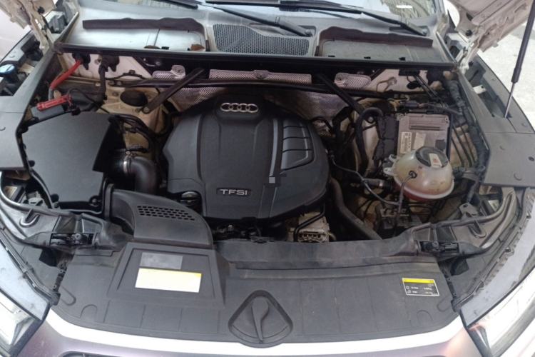 Used Audi Q5L 2018 40 TFSI Prestige Fashion Edition China V Engine Bay