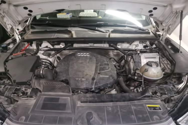 Used Audi Q5L 2018 40 TFSI Prestige Fashion Edition China V Engine Bay