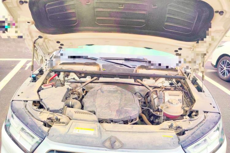 Used Audi Q5L 2018 40 TFSI Prestige Fashion Edition China VI Engine Bay