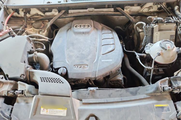 Used Audi Q5L 2018 40 TFSI Prestige Fashion Edition China V Engine Bay