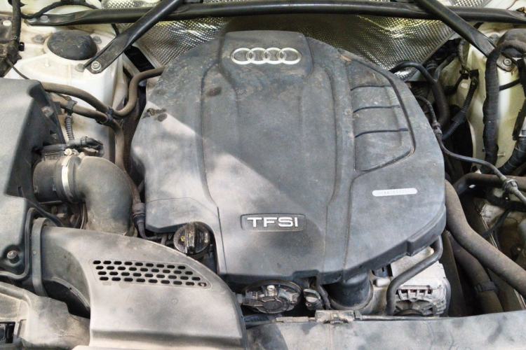 Used Audi Q5L 2018 40 TFSI Prestige Edition China V Engine Bay