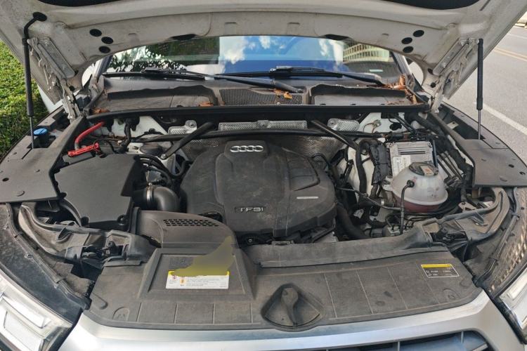 Used Audi Q5L 2018 40 TFSI Prestige Edition China V Engine Bay