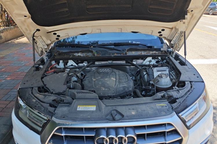 Used Audi Q5L 2018 40 TFSI Prestige Edition China V Engine Bay