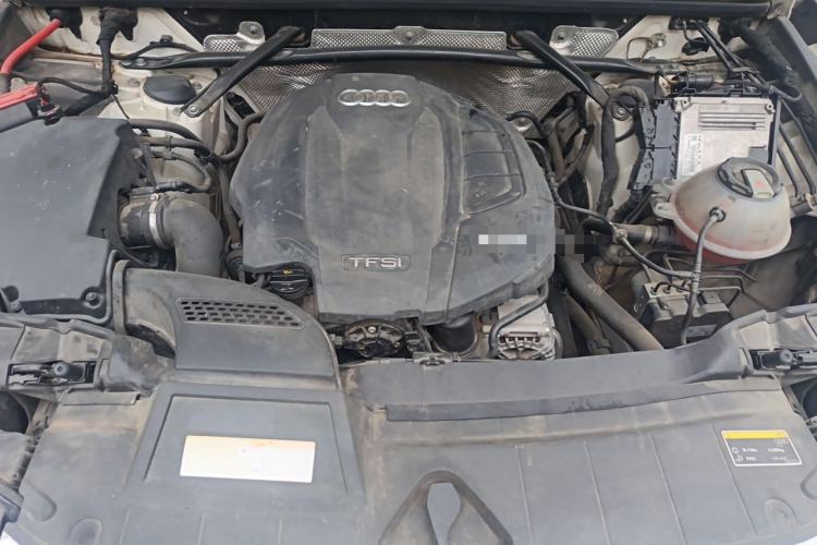 Used Audi Q5L 2018 40 TFSI Prestige Edition China V Engine Bay