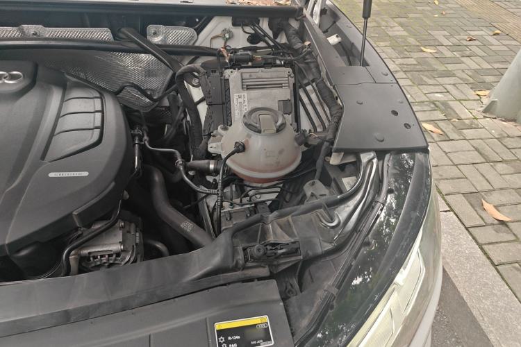 Used Audi Q5L 2018 40 TFSI Prestige Fashion Edition China V Engine Bay Left