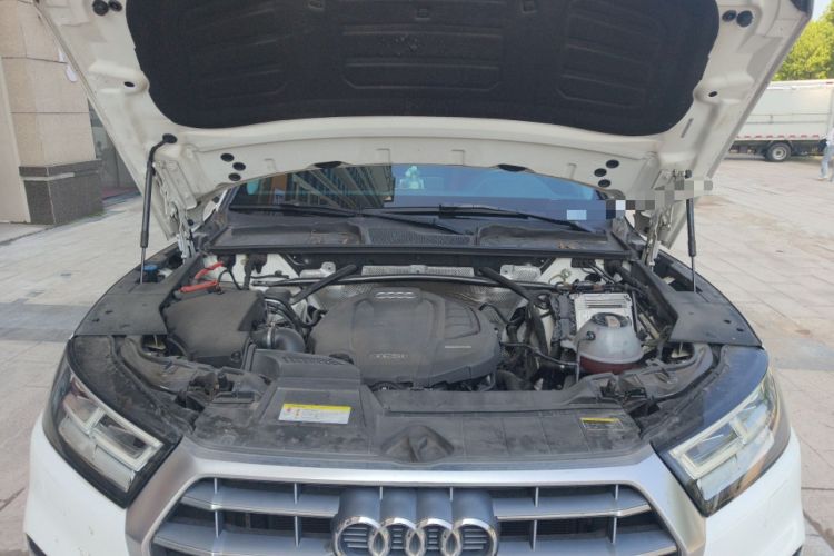 Used Audi Q5L 2018 40 TFSI Prestige Fashion Edition China V Engine Bay