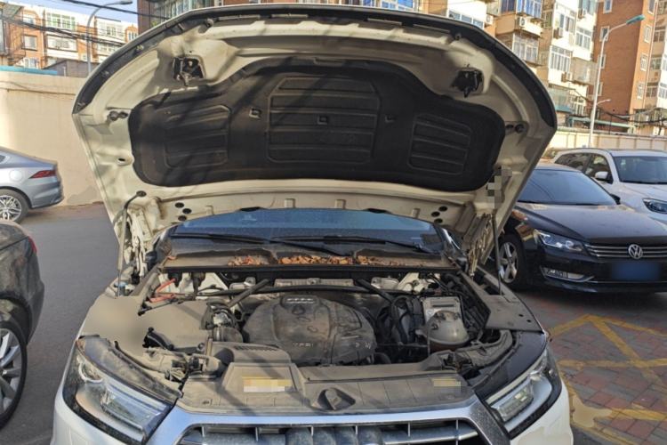 Used Audi Q5L 2018 40 TFSI Prestige Edition China V Engine Bay
