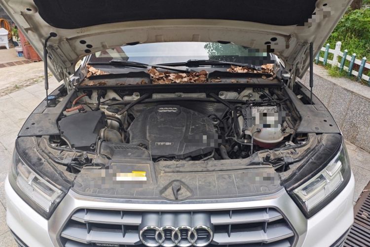 Used Audi Q5L 2018 45 TFSI Prestige Fashion Edition China V Emission Standard Engine Bay