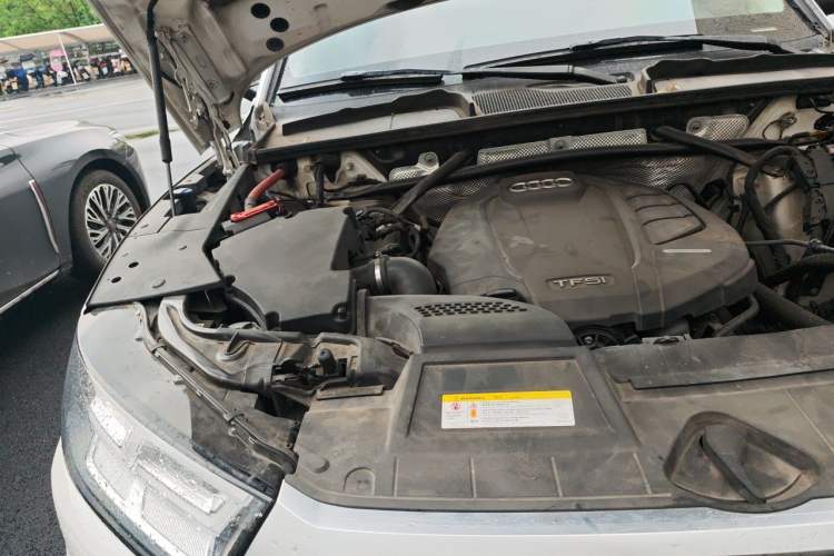 Used Audi Q5L 2018 40 TFSI Prestige Fashion Edition China VI Engine Bay Right