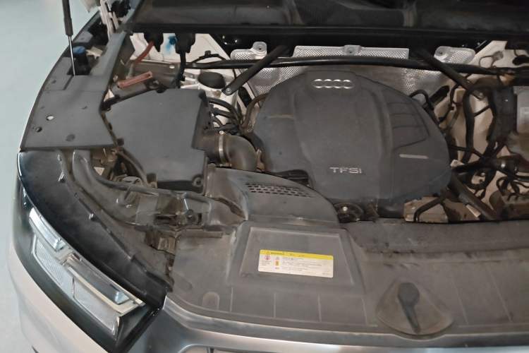 Used Audi Q5L 2018 40 TFSI Prestige Fashion Edition China V Engine Bay Right