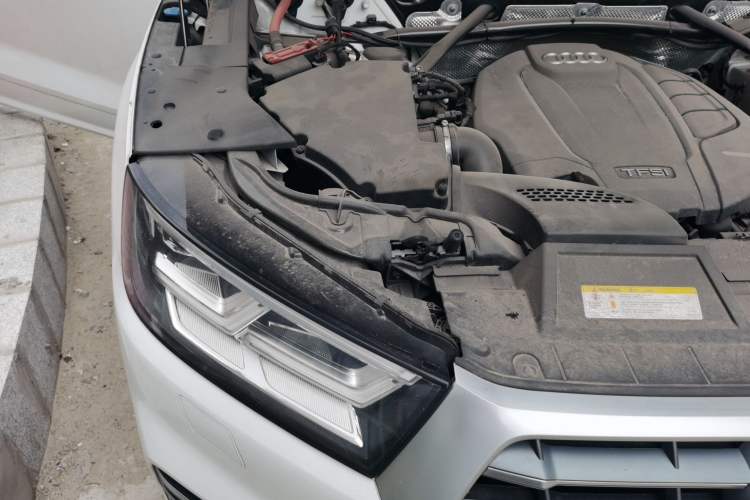 Used Audi Q5L 2018 40 TFSI Prestige Fashion Edition China VI Engine Bay Right