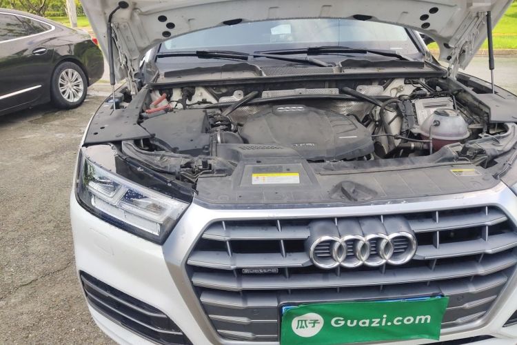 Used Audi Q5L 2018 40 TFSI Prestige Fashion Edition China VI Engine Bay Right