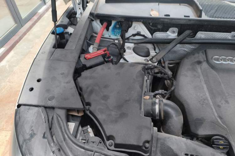 Used Audi Q5L 2018 40 TFSI Prestige Fashion Edition China VI Engine Bay Right