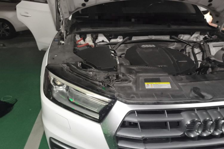 Used Audi Q5L 2018 40 TFSI Prestige Edition China V Engine Bay Right