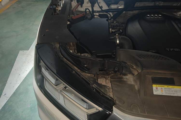 Used Audi Q5L 2018 40 TFSI Prestige Fashion Edition China VI Engine Bay Right
