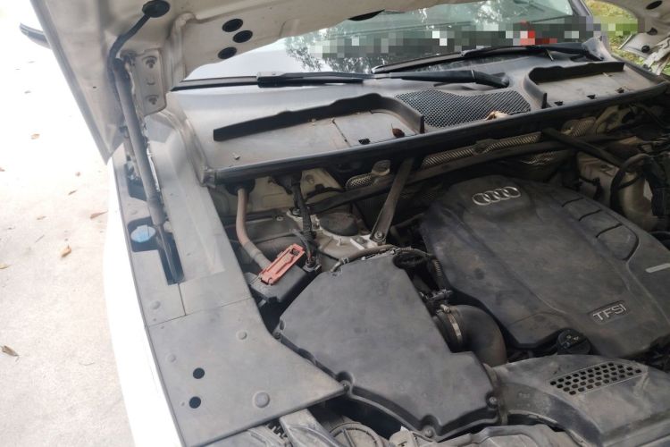 Used Audi Q5L 2018 40 TFSI Prestige Edition China VI Emission Standard Engine Bay Right
